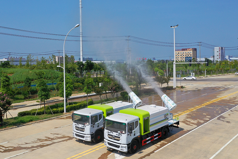 國六東風(fēng)D9 10噸抑塵車